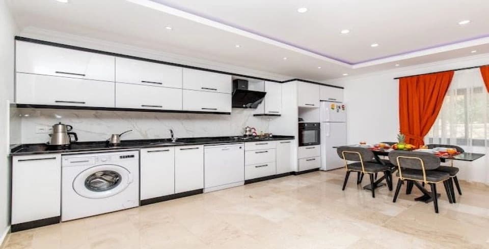 Villa Gökkuşağı Korunaklı Havuz 96