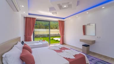 Villa Gökalan Korunaklı Havuz 32