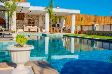 Villa Elysium Korunaklı Havuz 80