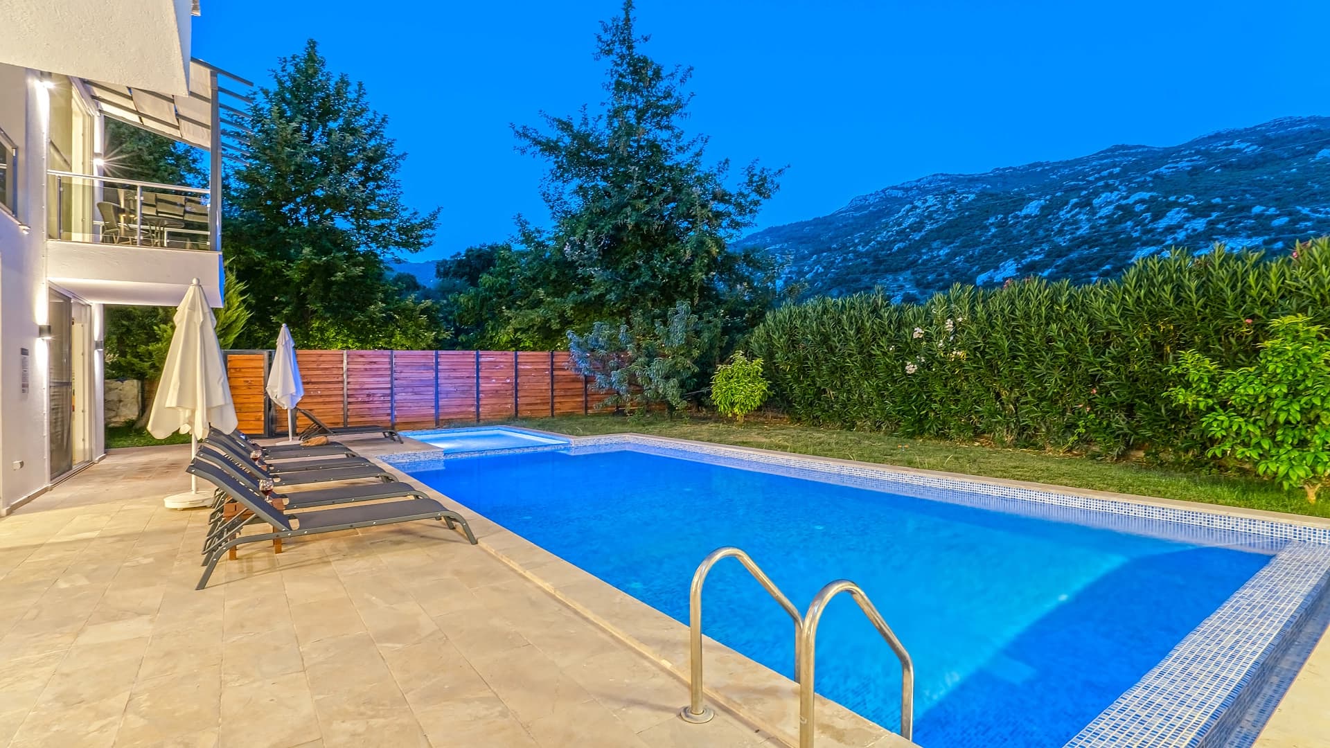 Villa Whitestone Çocuk Havuzu 13