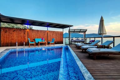 Villa Sakura Korunaklı Havuz 85