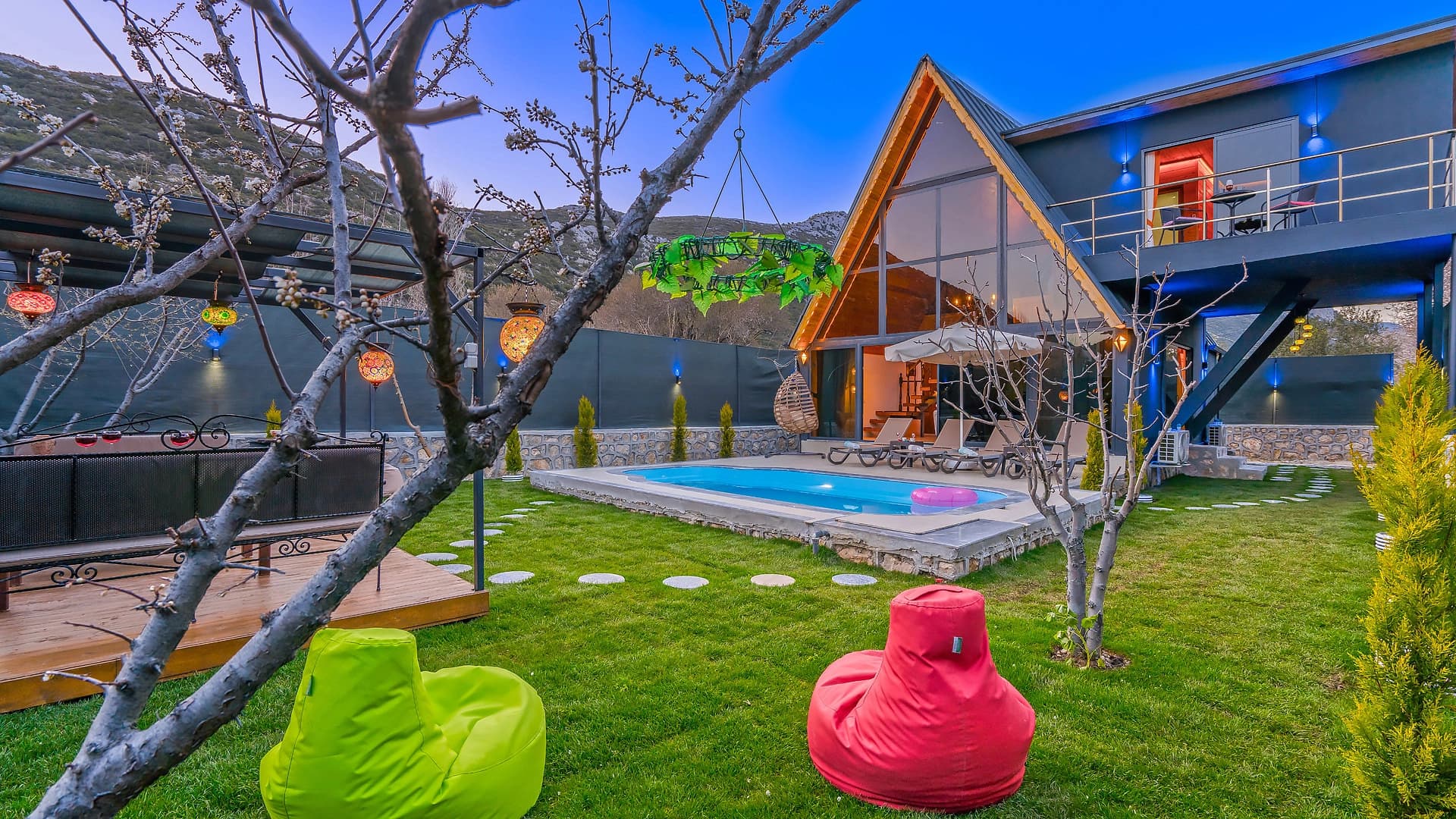 Villa Doğanay Bezirgan Korunaklı Havuz 33