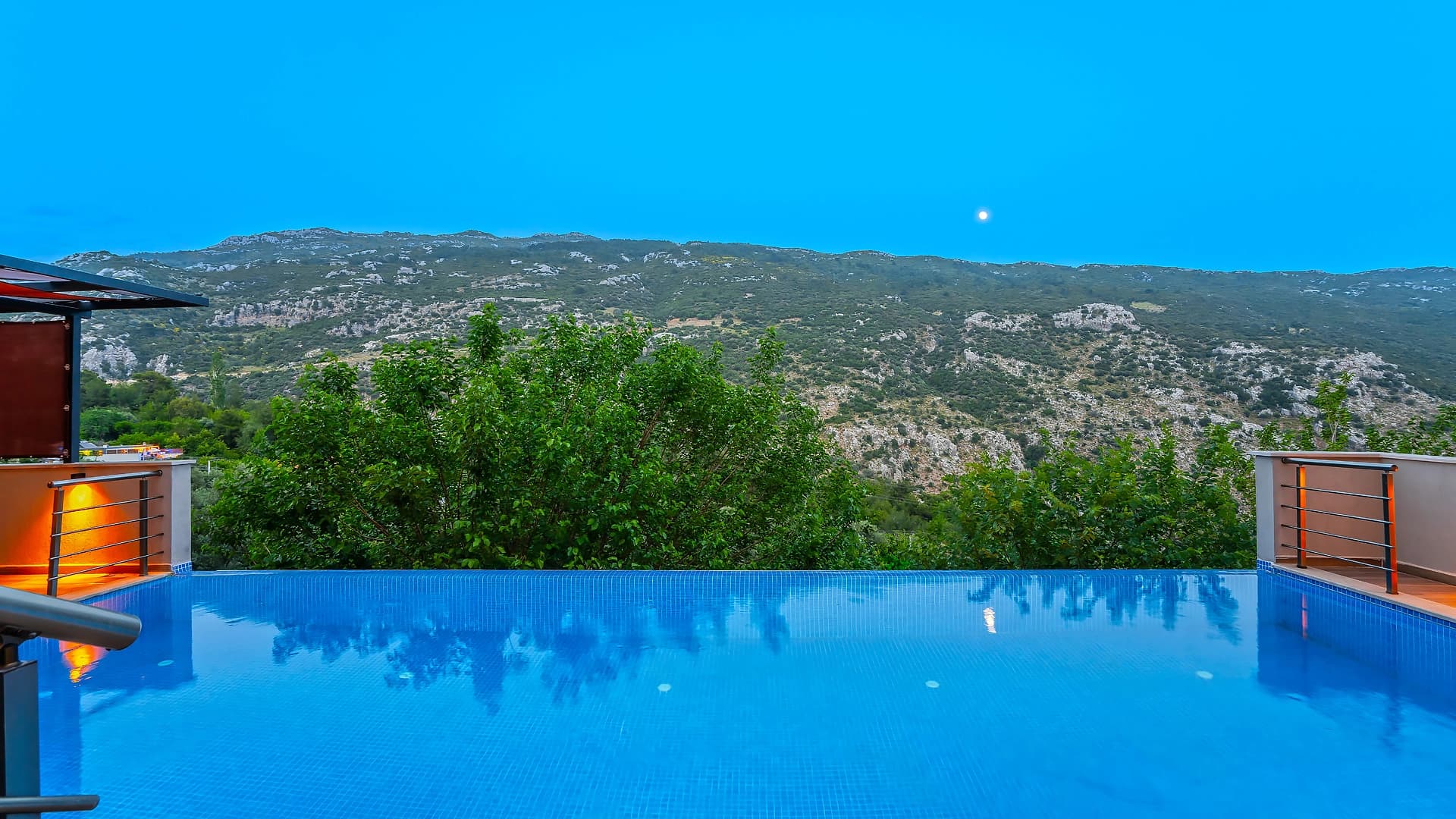 Villa Aras İslamlar Korunaklı Havuz 72