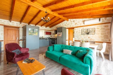 Villa Chakra Korunaklı Havuz 23