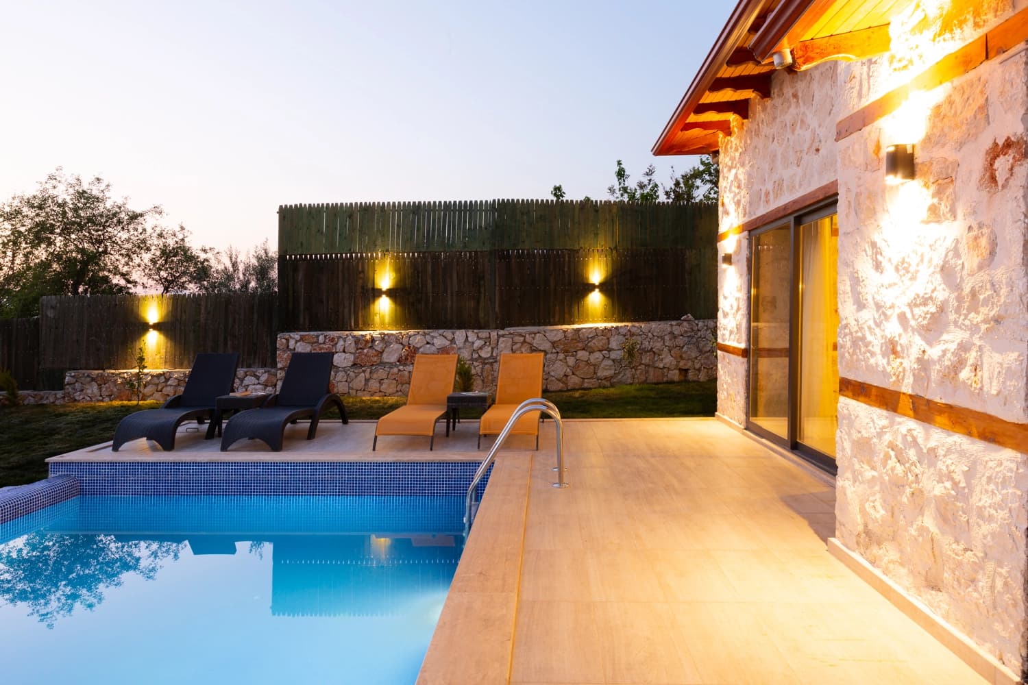 Villa Chakra Korunaklı Havuz 99