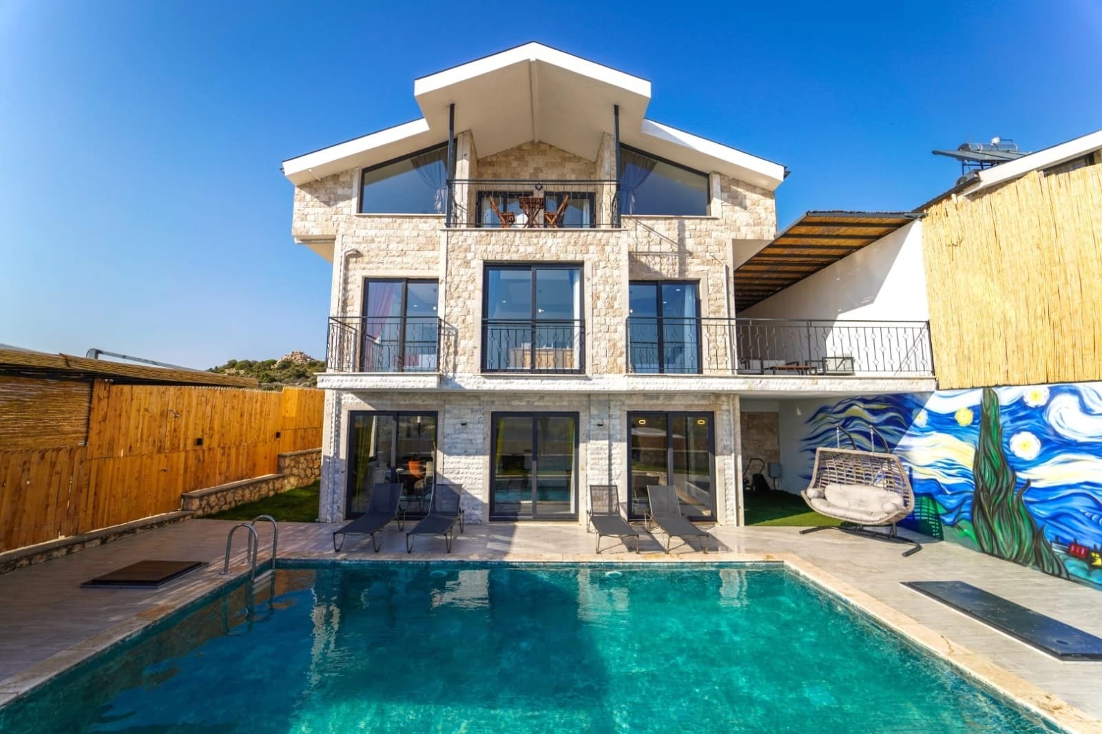 Villa Legendary 2 Çocuk Havuzu 62