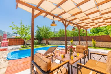 Villa Nazoğlu Bezirgan 79