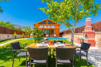 Villa Nazoğlu Korunaklı Havuz 58