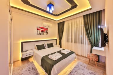 Villa Nazeren Korunaklı Havuz 90