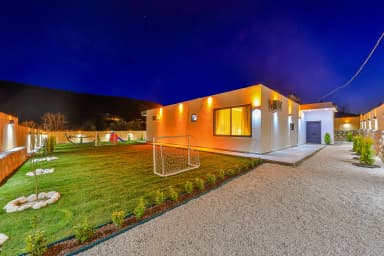 Villa Nazeren Korunaklı Havuz 46