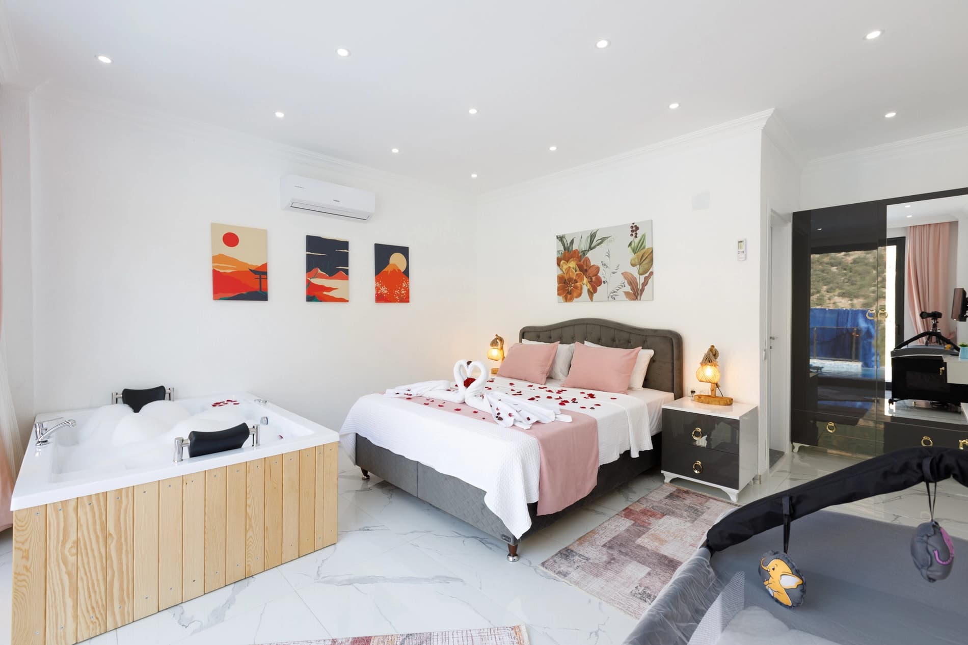 Villa Gülfidan Korunaklı Havuz 89