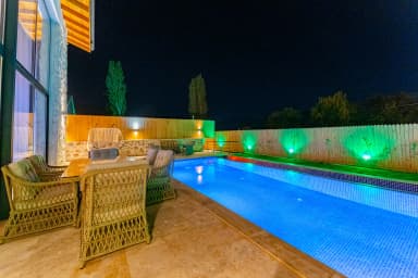 Villa Orion Bezirgan Özel Havuzlu 17