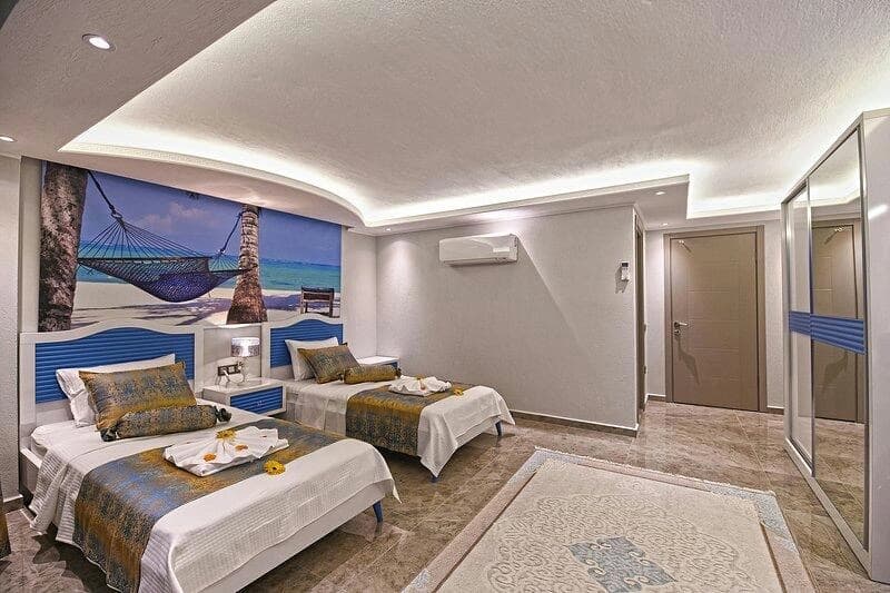 Villa Survival Korunaklı Havuz 43