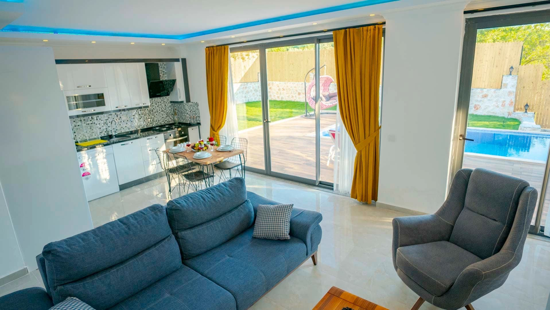 Villa Palas Korunaklı Havuz 50