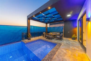 Villa Aslan Luxury Korunaklı Havuz 85