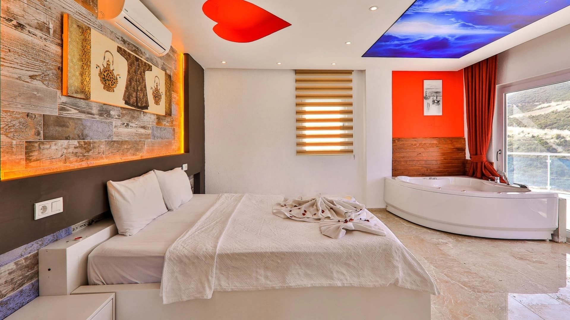 Villa Defne Korunaklı Havuz 36