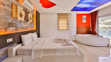 Villa Defne Korunaklı Havuz 36