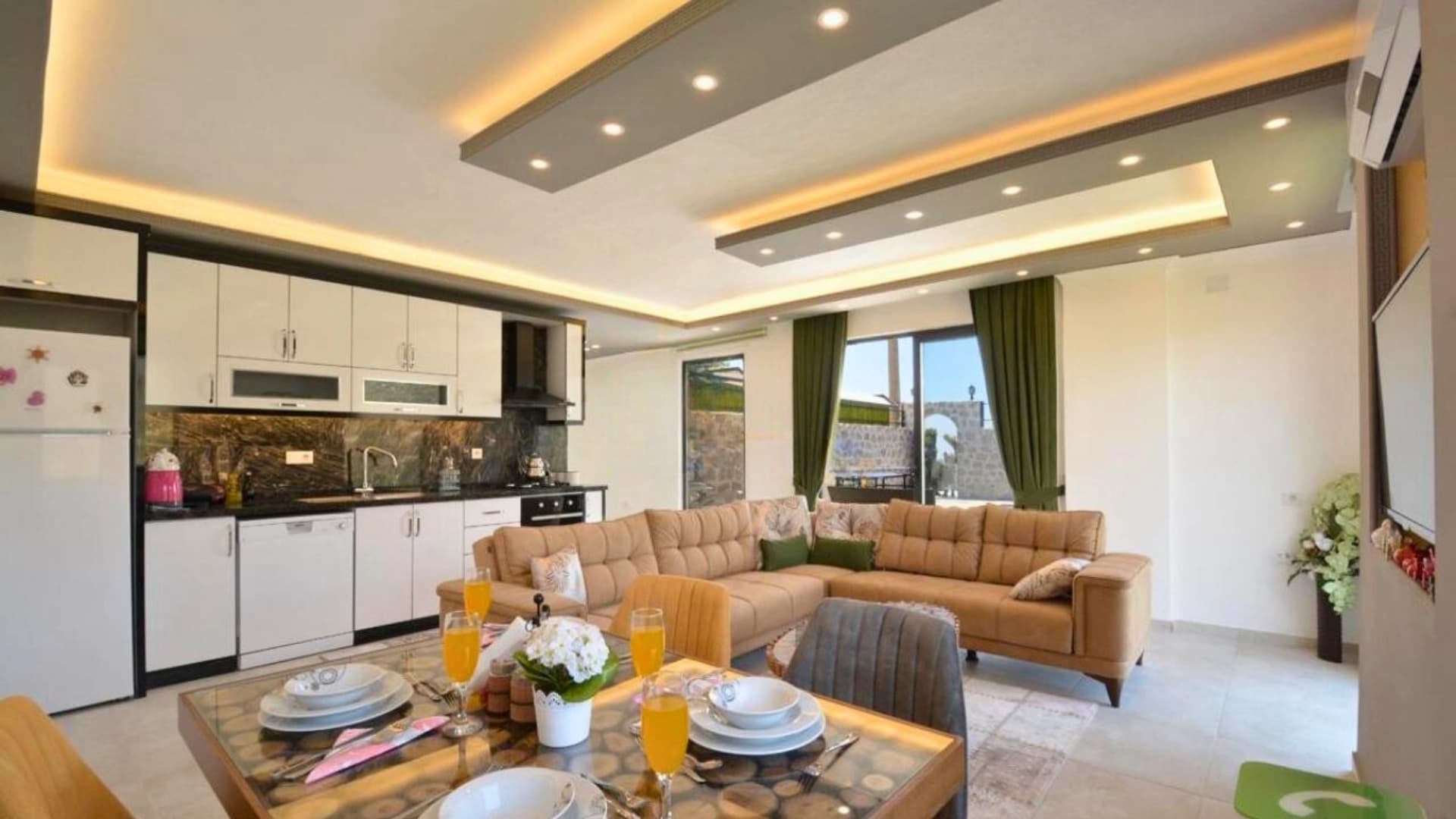 Villa Arven Korunaklı Havuz 84