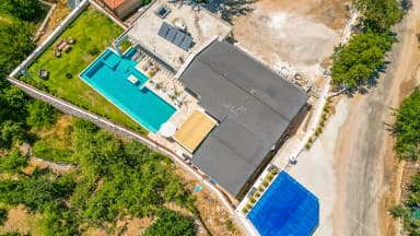 Villa Tan Üzümlü Korunaklı Havuz 69