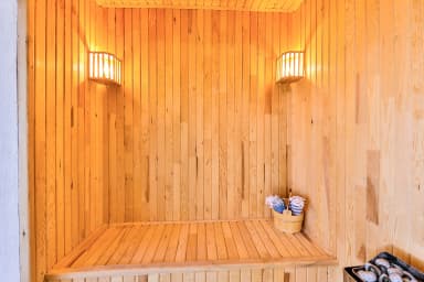 Villa Tan Üzümlü Korunaklı Havuz 85