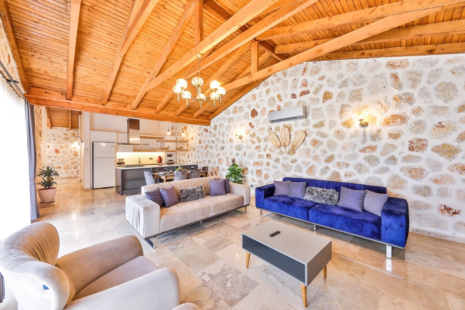 Villa Tan Üzümlü Korunaklı Havuz 35