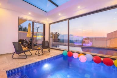 Villa Şakşuka Korunaklı Havuz 24