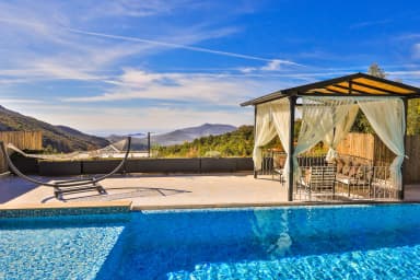 Villa Florya Duo Korunaklı Havuz 75