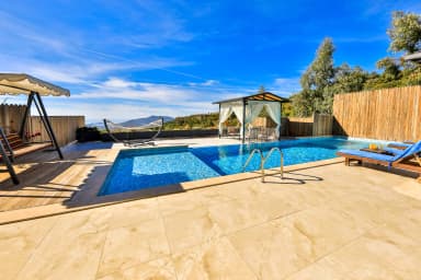 Villa Florya Duo Korunaklı Havuz 47