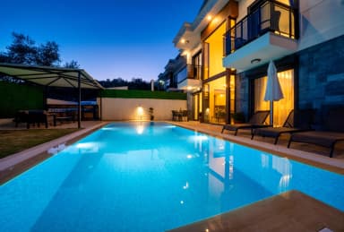 Villa Aselya Korunaklı Havuz 37