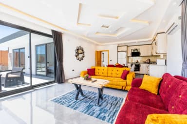 Villa Lidya Korunaklı Havuz 36